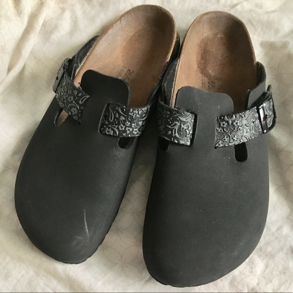 Birkenstock Shoes - Birkenstock Charcoal Clogs W/Single Strap